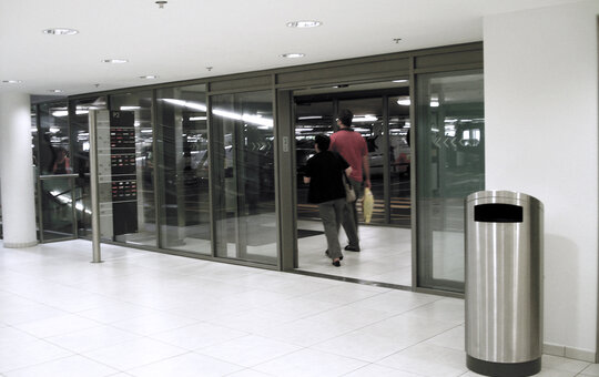 record MPV – Verrouillage automatique multipoint pour votre porte automatique